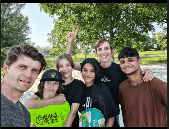 Hostitelka_Lenka s Natálkou.png